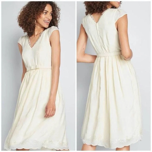 Modcloth "Beautiful Union" - Picture 3 of 3